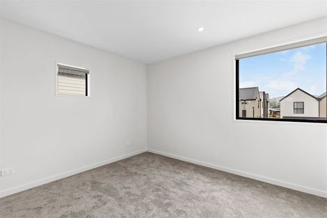 Photo of property in 5/6 Skibbereen Drive, Halswell, Christchurch, 8025