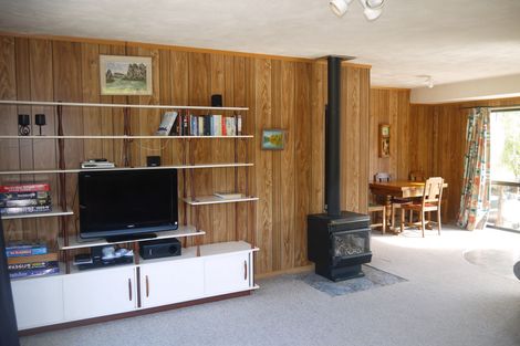 Photo of property in 8 Susan Lane, Kinloch, Taupo, 3377