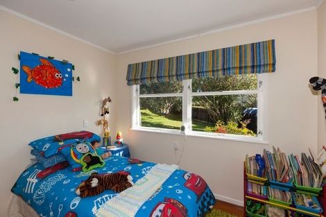 Photo of property in 96 Matatua Road, Raumati Beach, Paraparaumu, 5032
