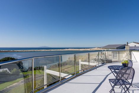 Photo of property in 21 Awatea Street, Mangawhai Heads, Mangawhai, 0505
