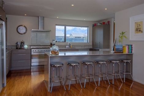 Photo of property in 21 De Bettencor Place, Mount Pisa, Cromwell, 9383