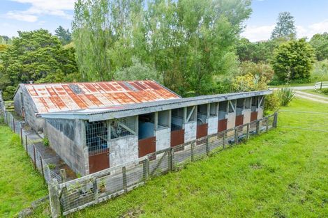 Photo of property in 91 Whaka Street, Maungaturoto, 0520