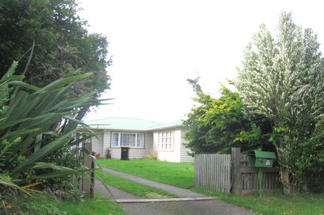 Photo of property in 10 Franklyn Road, Tawa, Wellington, 5028