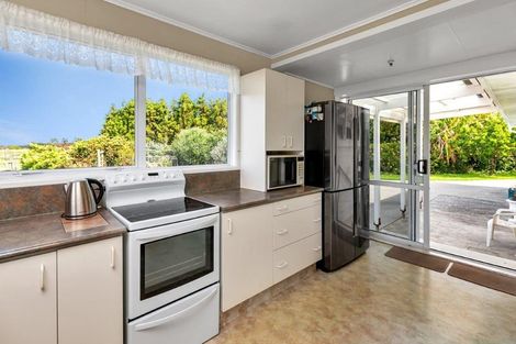 Photo of property in 725 One Tree Point Road, Ruakaka, Whangarei, 0171