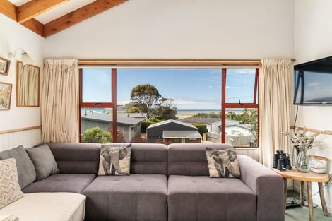 Photo of property in 11 Scarp Street, Karitane, Waikouaiti, 9471