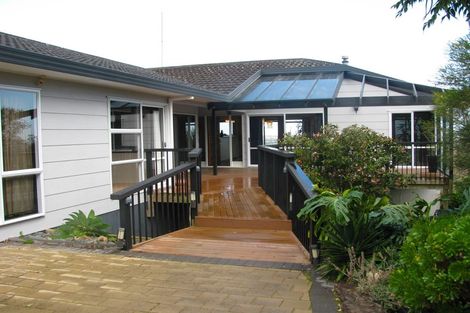 Photo of property in 87 Point View Drive, East Tamaki Heights, Auckland, 2016