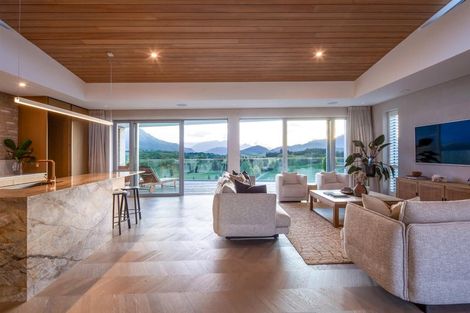 Photo of property in 16 Advance Terrace, Arrowtown, 9302