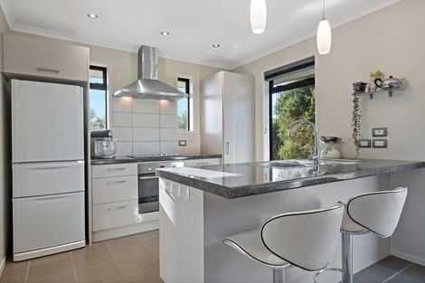 Photo of property in 69a Oraha Road, Kumeu, 0892