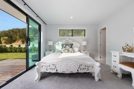 Photo of property in 285 Lakes Boulevard, Pyes Pa, Tauranga, 3112