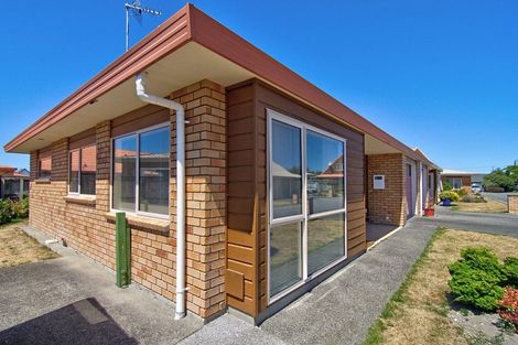 Photo of property in Holdsworth Villas, 67/2 William Donald Drive, Solway, Masterton, 5810