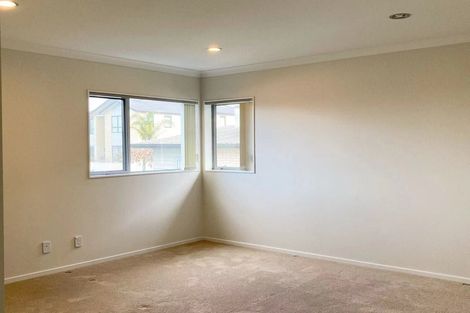 Photo of property in 1 Syrah Crescent, Ranui, Auckland, 0612