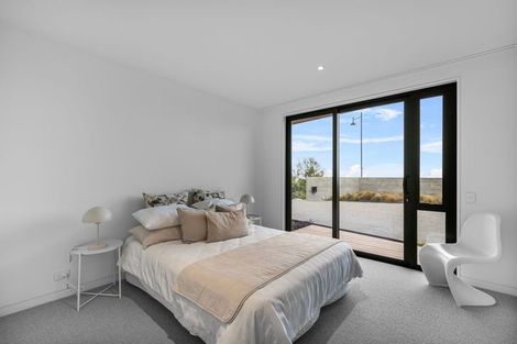 Photo of property in 5 Loader Lane, Clifton, Christchurch, 8081