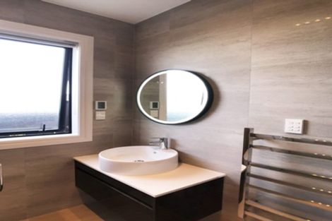 Photo of property in 1 Caldwell Place, Pinehill, Auckland, 0632