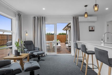 Photo of property in 76 Parsonage Road, Woodend, 7610