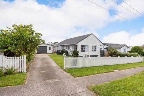 Photo of property in 18 Dixon Road, Fitzroy, Hamilton, 3206