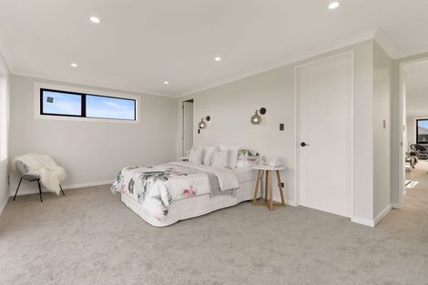 Photo of property in 14 Mutetai Road, Clarks Beach, 2122