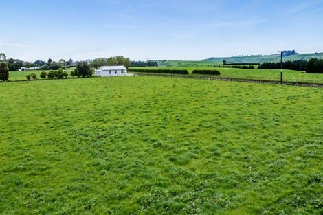 Photo of property in 389 Fraser Road, Normanby, Hawera, 4673