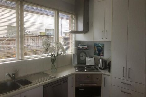 Photo of property in 3/19 Bucklands Beach Road, Bucklands Beach, Auckland, 2012