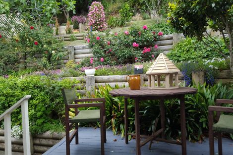 Photo of property in 31 Matauwhi Road, Russell, 0202