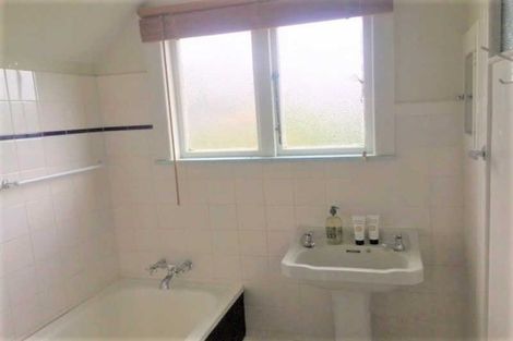 Photo of property in 4 Menzies Street, Sumner, Christchurch, 8081