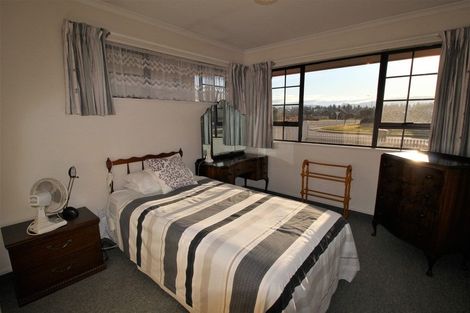 Photo of property in 3 Beresford Street, Alexandra, 9320