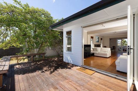 Photo of property in 392a Oceanbeach Road, Mount Maunganui, 3116