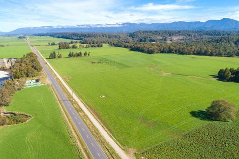 Photo of property in 2412 Atarau Road, Atarau, Blackball, 7871