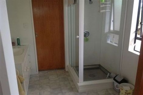 Photo of property in 32 Esmonde Road, Takapuna, Auckland, 0622