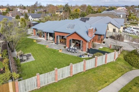 Photo of property in 18 Sycamore Close, Rangiora, 7400