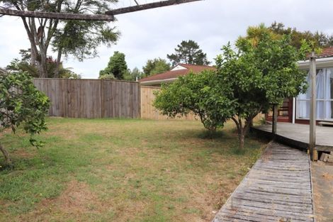 Photo of property in 70 Millbrook Road, Henderson, Auckland, 0612