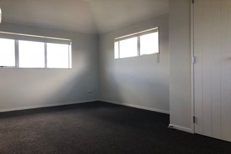 Photo of property in The Rise, 20 Hatfield Place, Albany Heights, Auckland, 0632