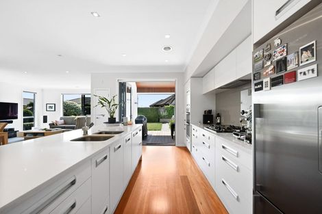 Photo of property in 13 Winslow Court, Huntington, Hamilton, 3210