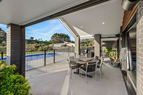 Photo of property in 121 Valley Road, Waimauku, 0881