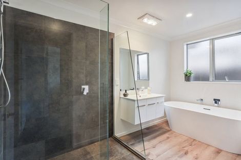 Photo of property in 15 Waituna Street, Pegasus, 7612