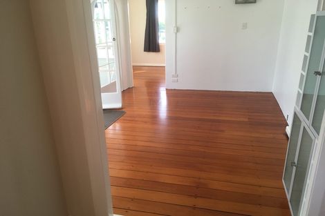 Photo of property in 18 Edgecumbe Road, Tauranga, 3110