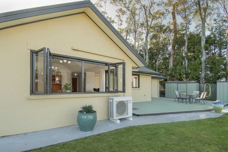 Photo of property in 10 Bransley Grove, Katikati, 3129