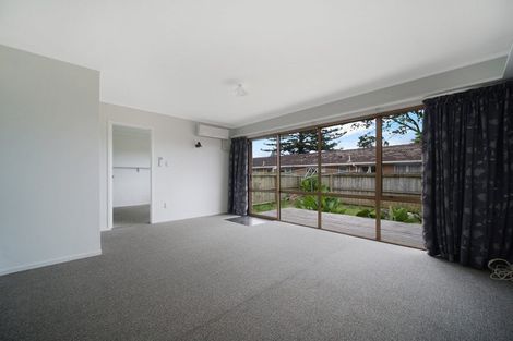 Photo of property in 4/27a Vine Street, Mangere East, Auckland, 2024