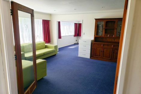 Photo of property in 5 Percy Cameron Street, Avalon, Lower Hutt, 5011