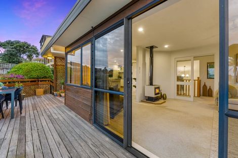 Photo of property in 49 Waiau Street, Torbay, Auckland, 0630