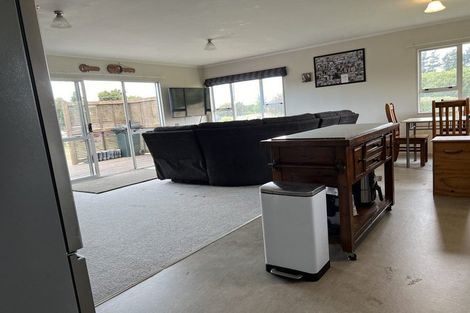 Photo of property in 334 Dannevirke Weber Road, Dannevirke, 4971