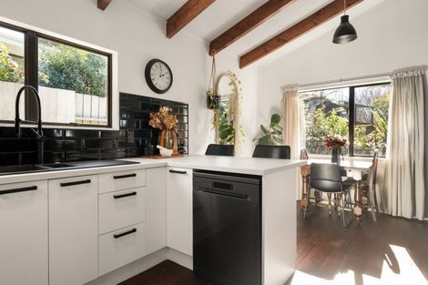 Photo of property in 1/32 Ranginui Road, Welcome Bay, Tauranga, 3112