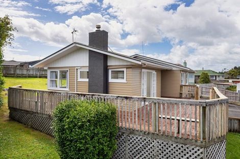 Photo of property in 21 Waitaki Street, Henderson, Auckland, 0612