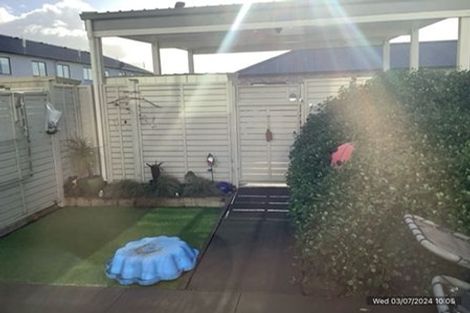 Photo of property in 12 Adlam Lane, Takanini, 2112