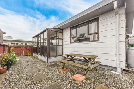 Photo of property in 2/5 Roto Street, Tahunanui, Nelson, 7011