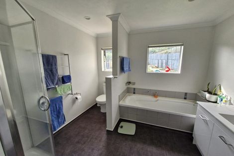 Photo of property in 17 Maui Place, Spotswood, New Plymouth, 4310