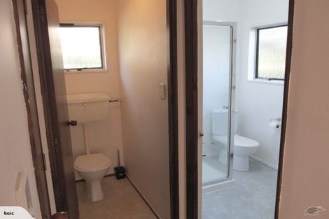 Photo of property in 2/19 Philson Terrace, Browns Bay, Auckland, 0630