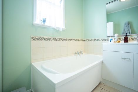 Photo of property in 140 Limbrick Street, Terrace End, Palmerston North, 4410