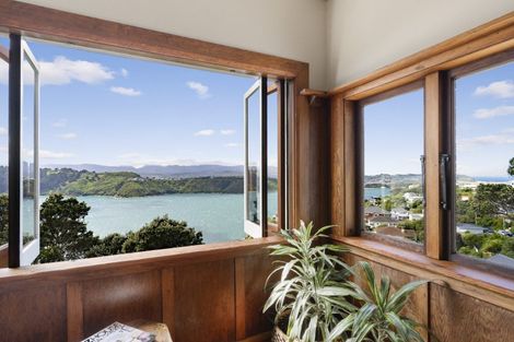 Photo of property in 152 Grafton Road, Roseneath, Wellington, 6011