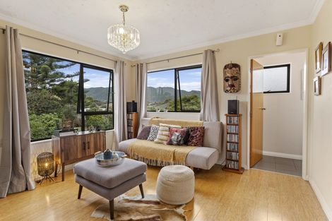 Photo of property in 298 Te Moana Road, Waikanae, 5036