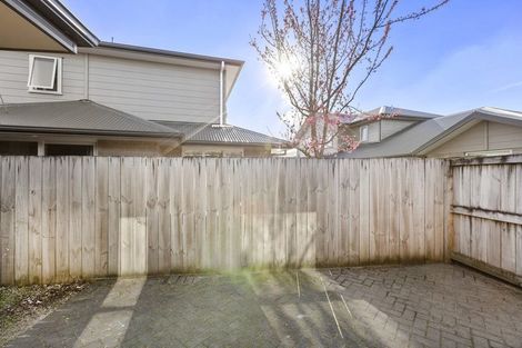 Photo of property in 2/31 Jones Crescent, Melville, Hamilton, 3206